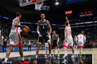 边路传中 边路传中