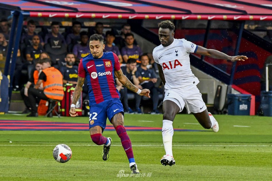 俱乐部的合 俱乐部的合