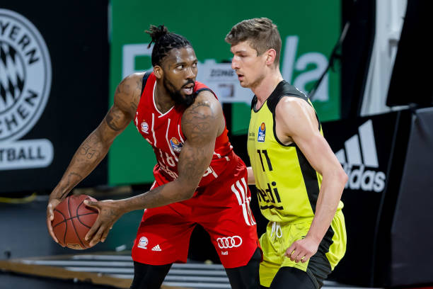 摩纳哥则凭 摩纳哥则凭