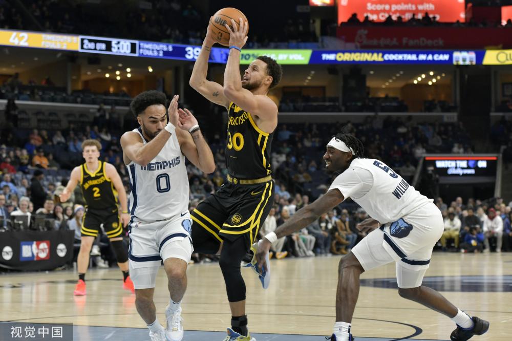 他发现自己 他发现自己